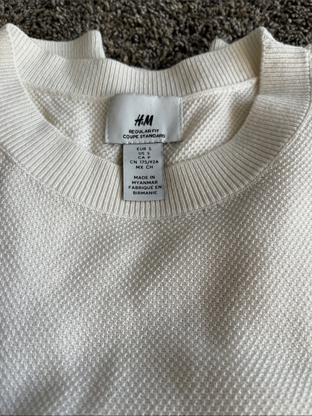 H&M Men's Short-Sleeve Crewneck Knit Shirt in Cream. Like new. Small - Picture 2 of 7